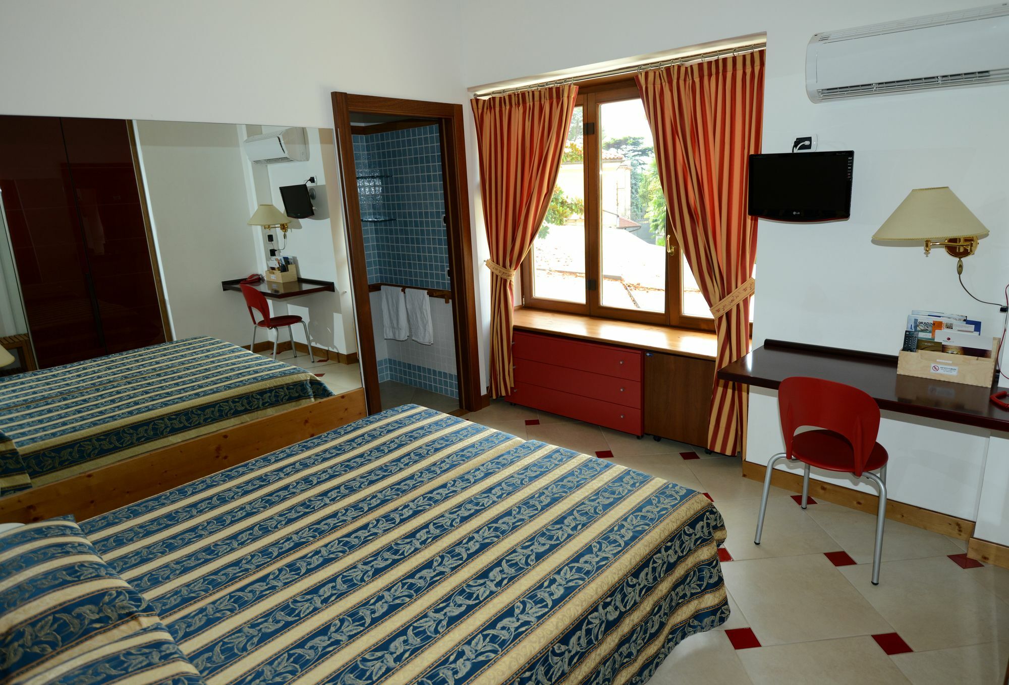 Arciduca Charming House Room & Breakfast Arco Exterior foto
